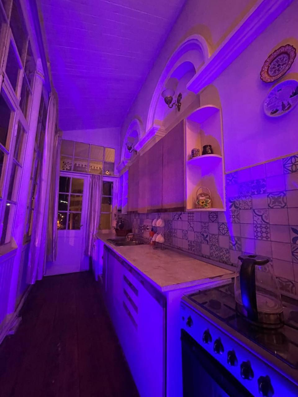Wine O'Clock Hotel Tbilisi Exterior photo