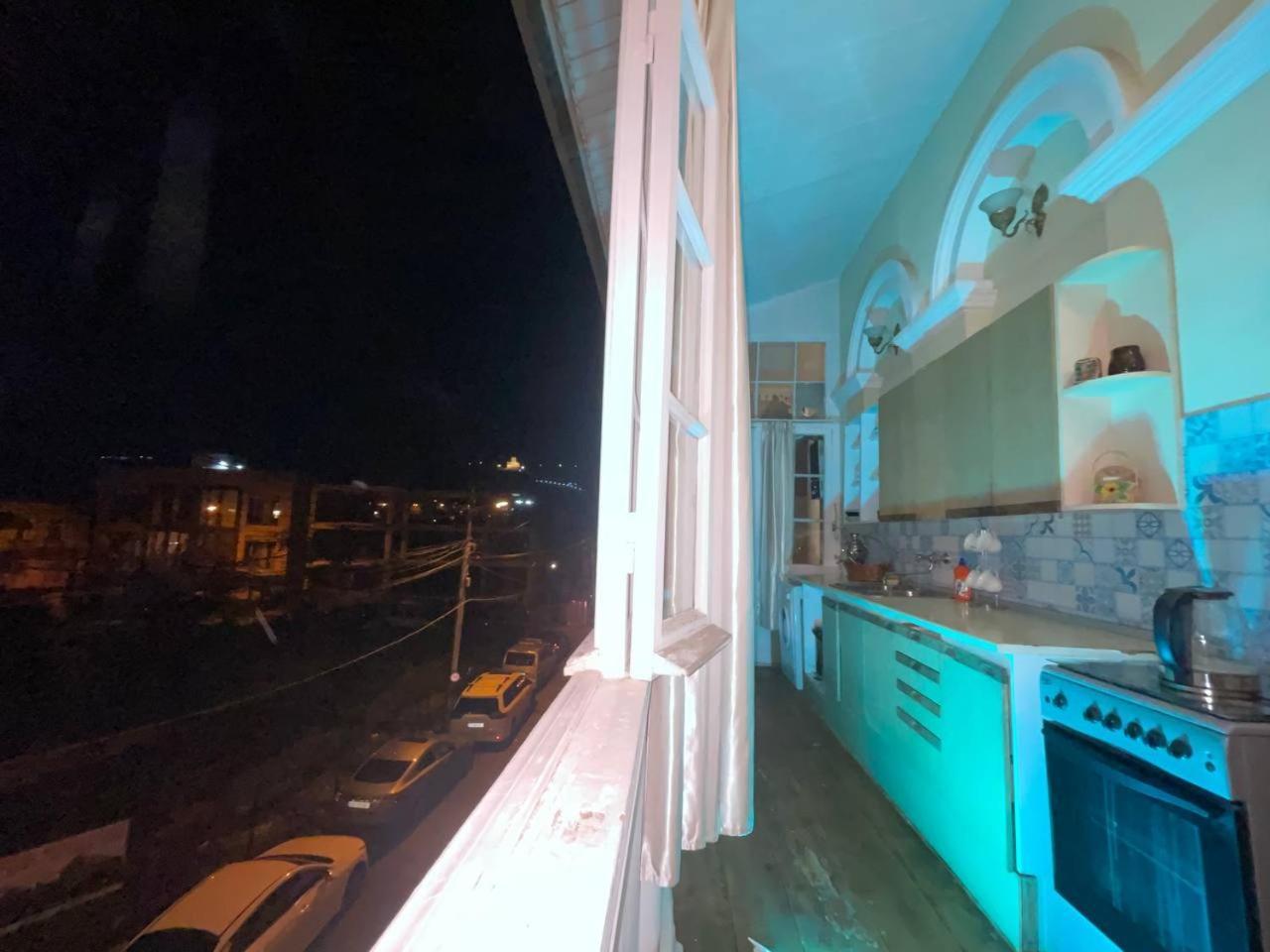 Wine O'Clock Hotel Tbilisi Exterior photo
